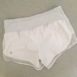 White Lululemon Shorts - SIZE 6